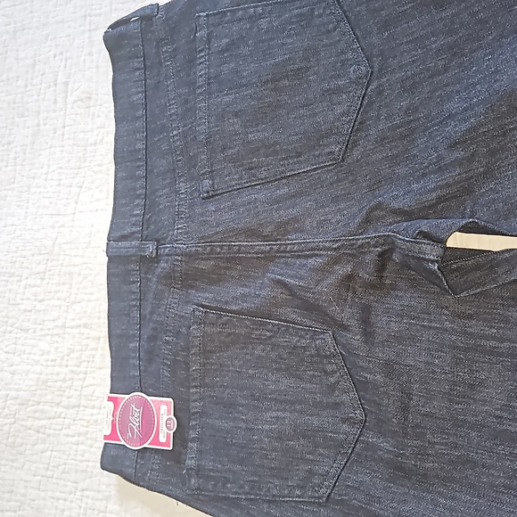 OLD NAVY THE FLIRT WOMENS  DENIM TROUSER NEW WITH TAGS SIZE 12 - Picture 8 of 14